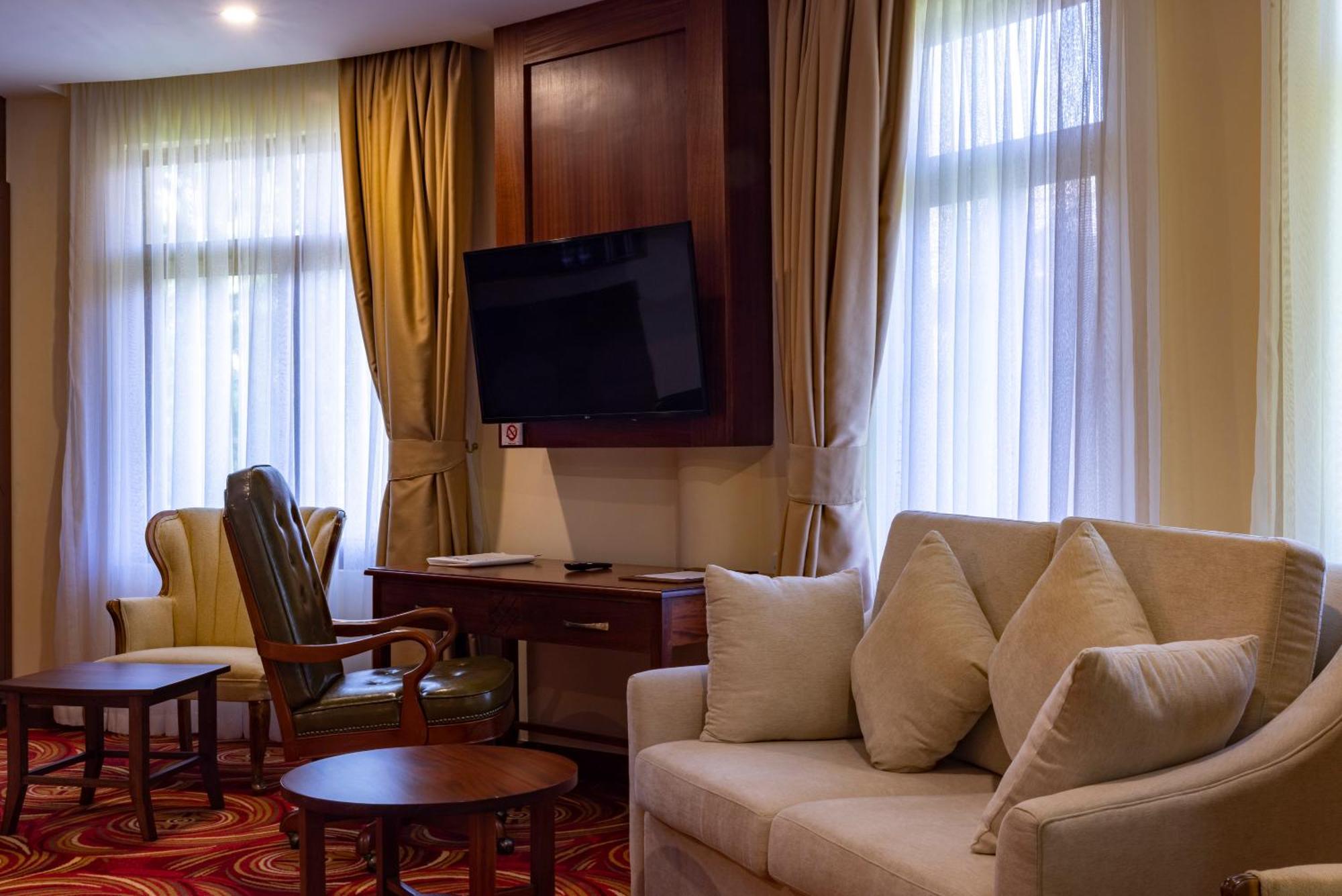 Hermosa Garden Hotel Найроби Екстериор снимка
