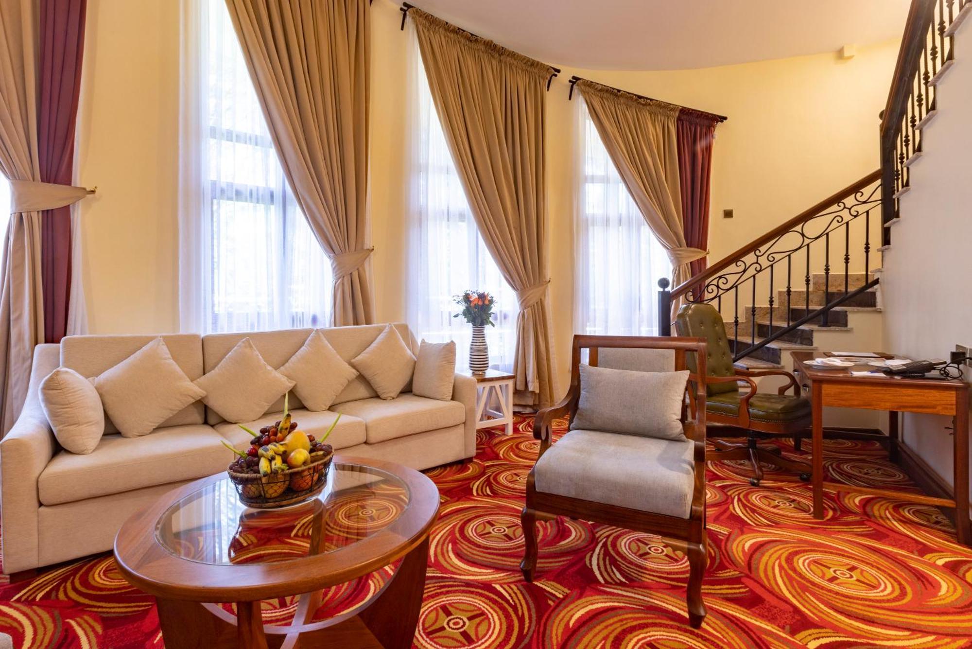 Hermosa Garden Hotel Найроби Екстериор снимка